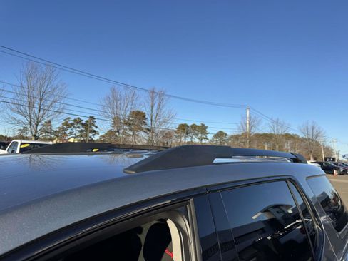 Used 2023 GMC Acadia AT4 image 10