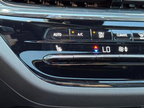 New 2026 Buick Envista Avenir FWD image 18