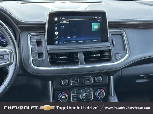 Used 2022 Chevrolet Suburban Z71 AWD/4WD image 13
