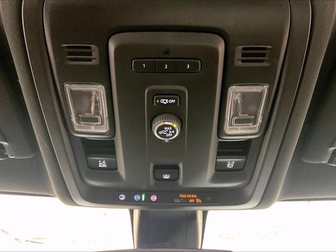 Used 2021 Chevrolet Tahoe Z71 AWD/4WD image 27