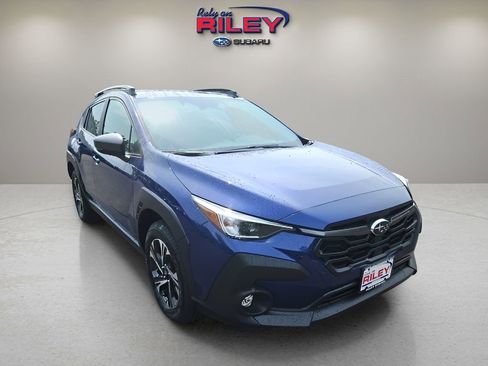 Used 2025 Subaru Crosstrek 2.0i Premium image 7