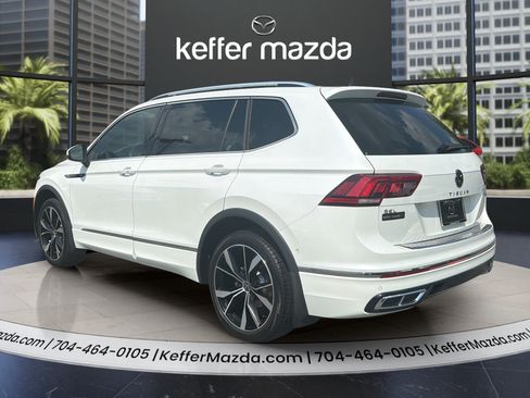 Used 2022 Volkswagen Tiguan SEL R-Line AWD/4WD image 5