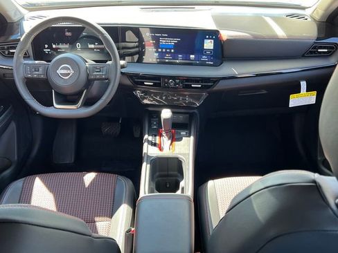New 2026 Nissan Kicks SR FWD image 22