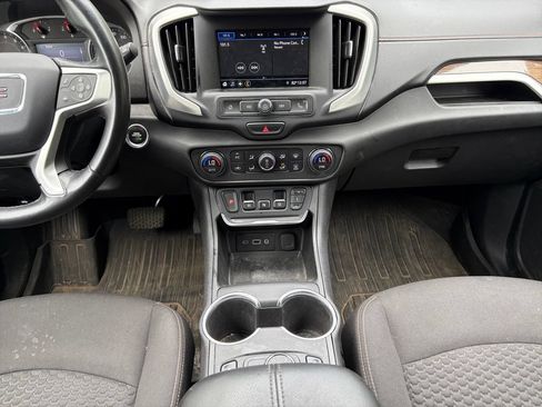 Used 2019 GMC Terrain SLE w/ Driver Convenience Package AWD/4WD image 18