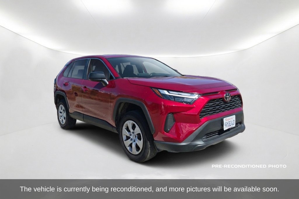 Used 2025 Toyota RAV4 LE AWD/4WD image 3