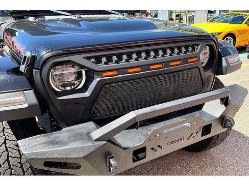 Used 2020 Jeep Gladiator Rubicon AWD/4WD image 32