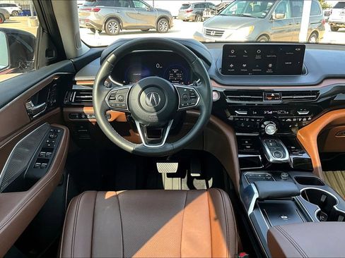 Used 2024 Acura MDX SH-AWD w/ Technology Package image 6