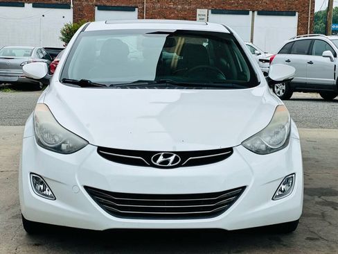 Used 2012 Hyundai Elantra Limited FWD image 3
