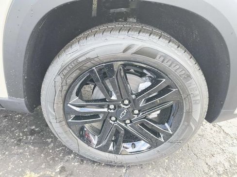 New 2026 Chevrolet Trax ACTIV w/ Driver Confidence Package image 13