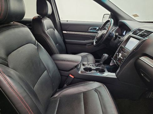 Used 2016 Ford Explorer Sport image 21