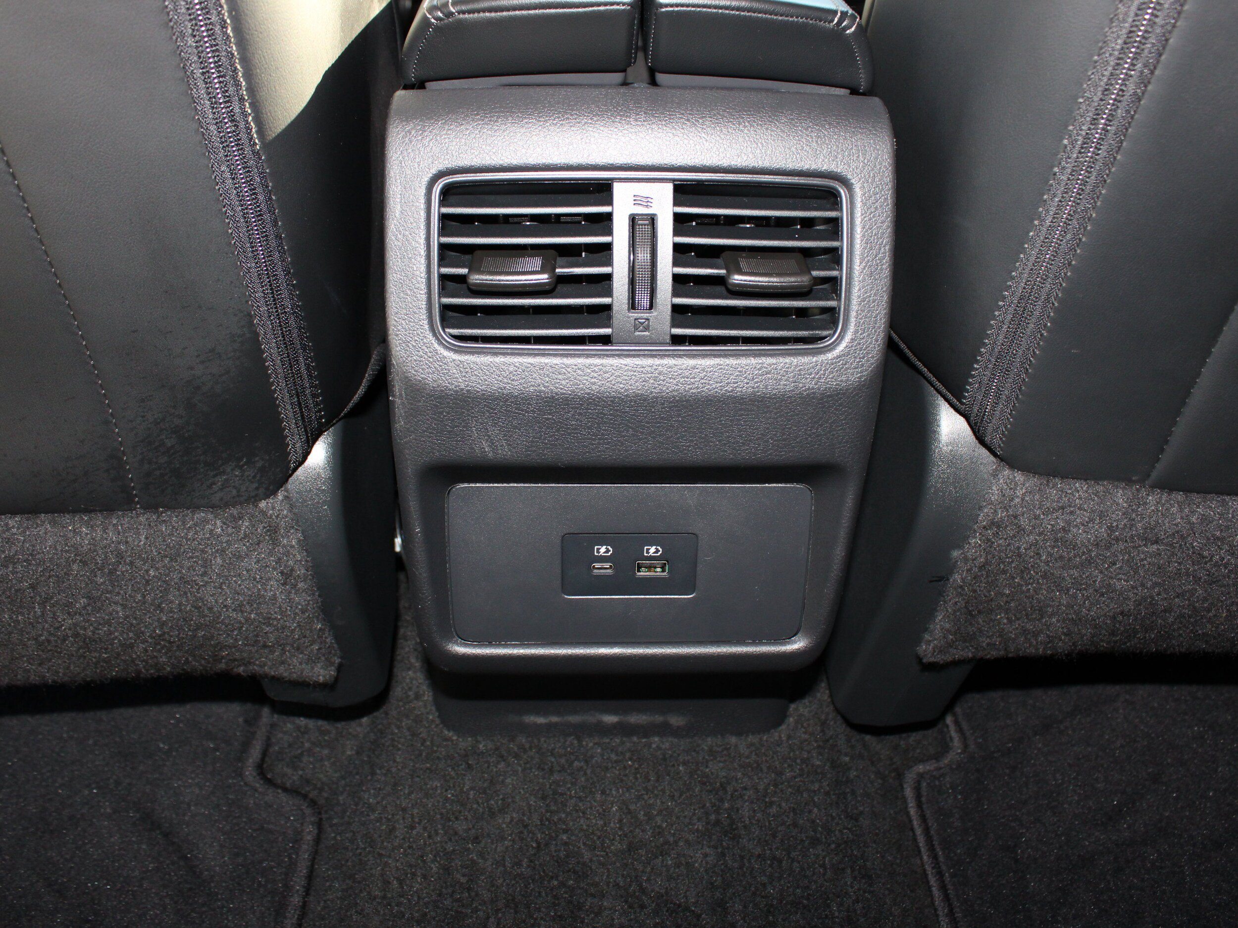 Used 2023 Nissan Rogue SV w/ SV Premium B Package AWD/4WD image 36