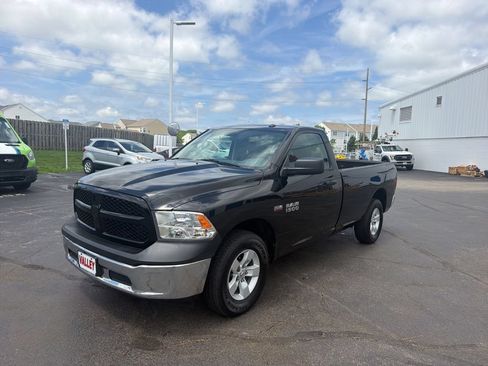 Used 2017 RAM 1500 Tradesman w/ Power & Remote Entry Group AWD/4WD image 3