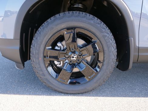 New 2026 Honda Ridgeline Black Edition image 14
