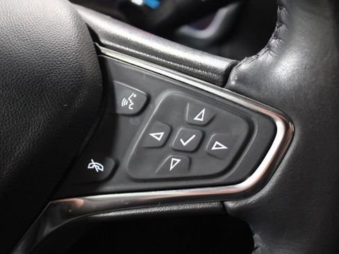 Used 2021 Chevrolet Equinox LT image 34