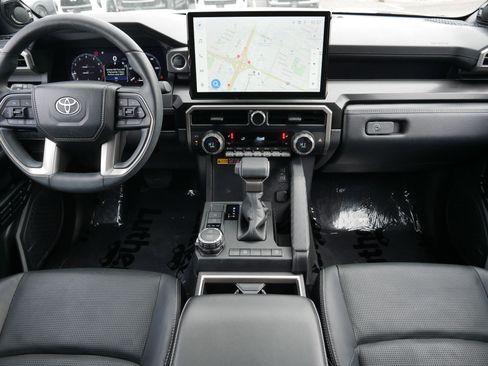 Used 2025 Toyota 4Runner Limited image 10