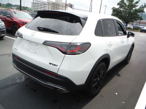 Used 2024 Honda HR-V Sport image 6