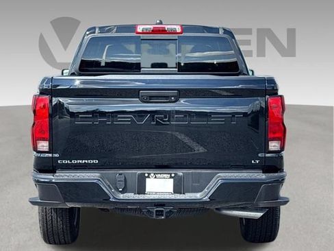 Used 2024 Chevrolet Colorado LT w/ LT Convenience Package II AWD/4WD image 21