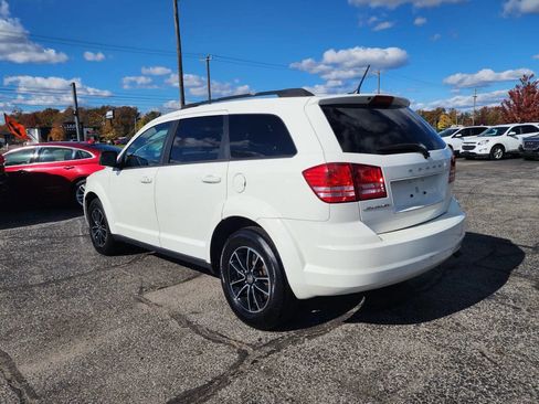 Used 2017 Dodge Journey SE w/ Flexible Seating Group image 5