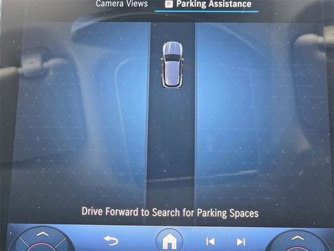 Used 2024 Mercedes-Benz GLC 300 image 21