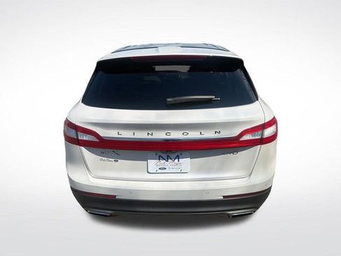 Used 2017 Lincoln MKX Select w/ Lincoln MKX Climate Package AWD/4WD image 6
