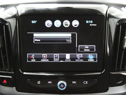 Used 2018 Chevrolet Traverse LT image 26