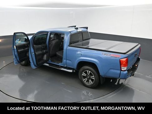 Used 2019 Toyota Tacoma TRD Sport AWD/4WD image 24