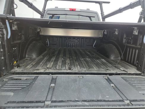 Used 2023 Ford F150 Lightning Platinum image 27