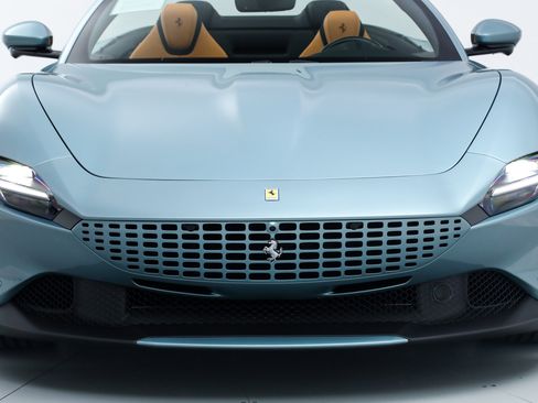 Certified 2025 Ferrari Roma Spider RWD image 14