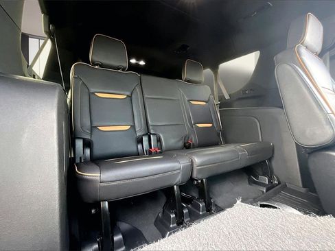Used 2023 GMC Yukon XL AT4 w/ AT4 Premium Package image 28