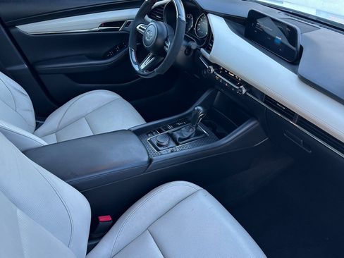 Used 2019 MAZDA MAZDA3 Sedan w/ Premium Package image 15