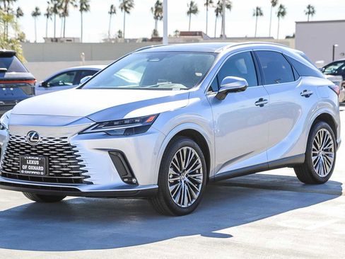 Used 2025 Lexus RX 450h AWD w/ Luxury Package image 3