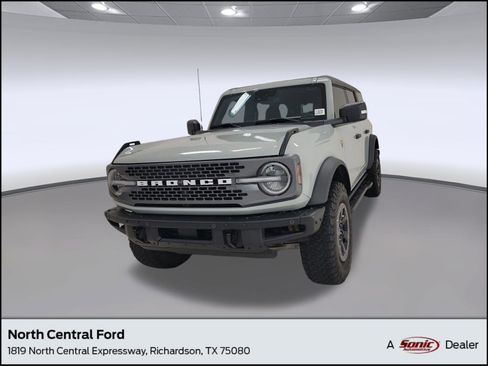 Used 2023 Ford Bronco Badlands AWD/4WD image 1