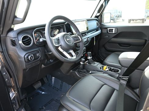 New 2025 Jeep Wrangler Sahara image 10