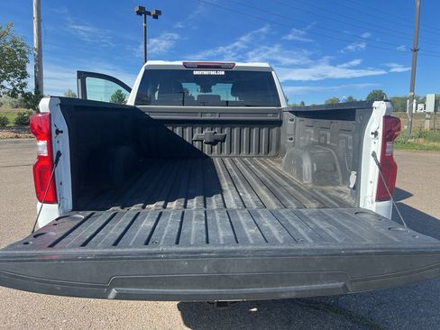 Used 2022 Chevrolet Silverado 1500 RST w/ Rally Edition AWD/4WD image 13