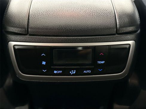 Used 2017 Toyota Highlander Limited FWD image 37
