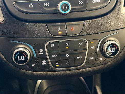Used 2024 Chevrolet Malibu LT FWD image 22