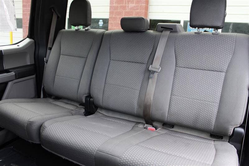 Used 2015 Ford F150 XLT AWD/4WD image 23