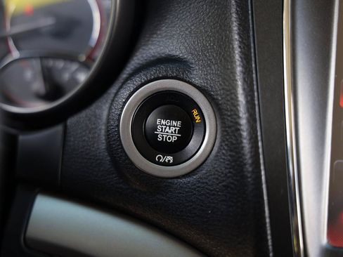 Used 2018 Dodge Journey Crossroad AWD/4WD image 31