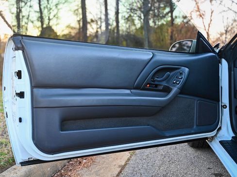 Used 1997 Chevrolet Camaro Z28 image 74