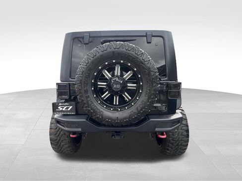 Used 2018 Jeep Wrangler Unlimited Rubicon AWD/4WD image 4