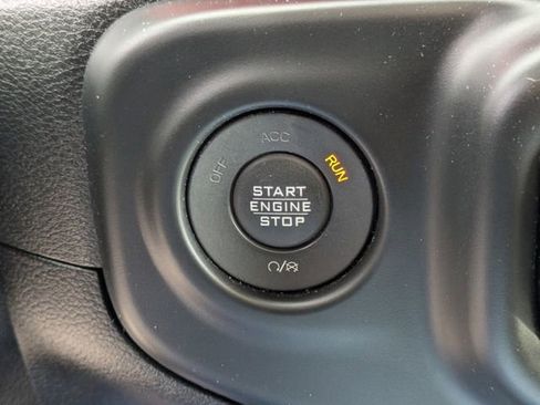 Used 2018 Jeep Wrangler Unlimited Rubicon image 18