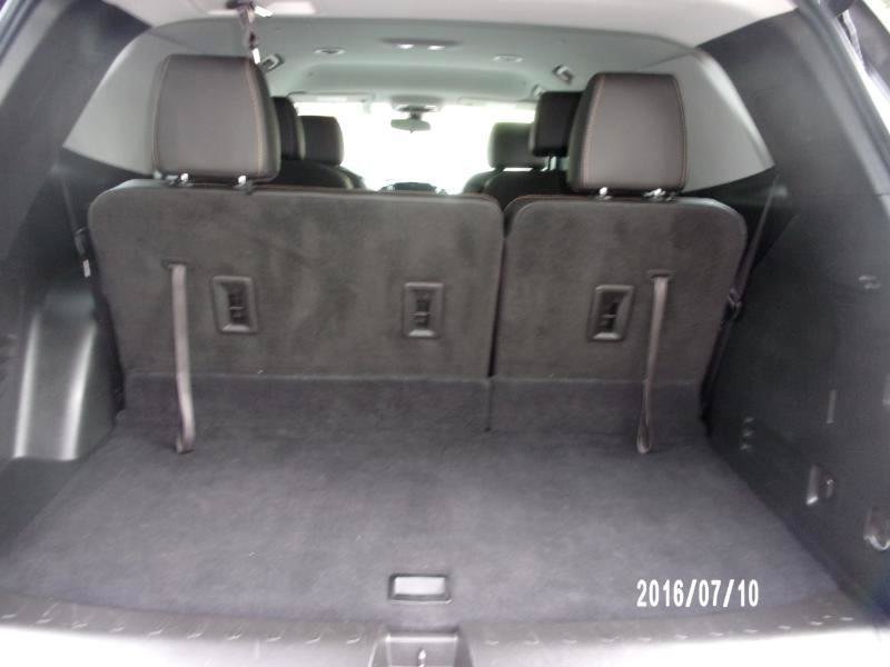 Used 2020 Chevrolet Traverse LT w/ LPO, Black Accent Package AWD/4WD image 10
