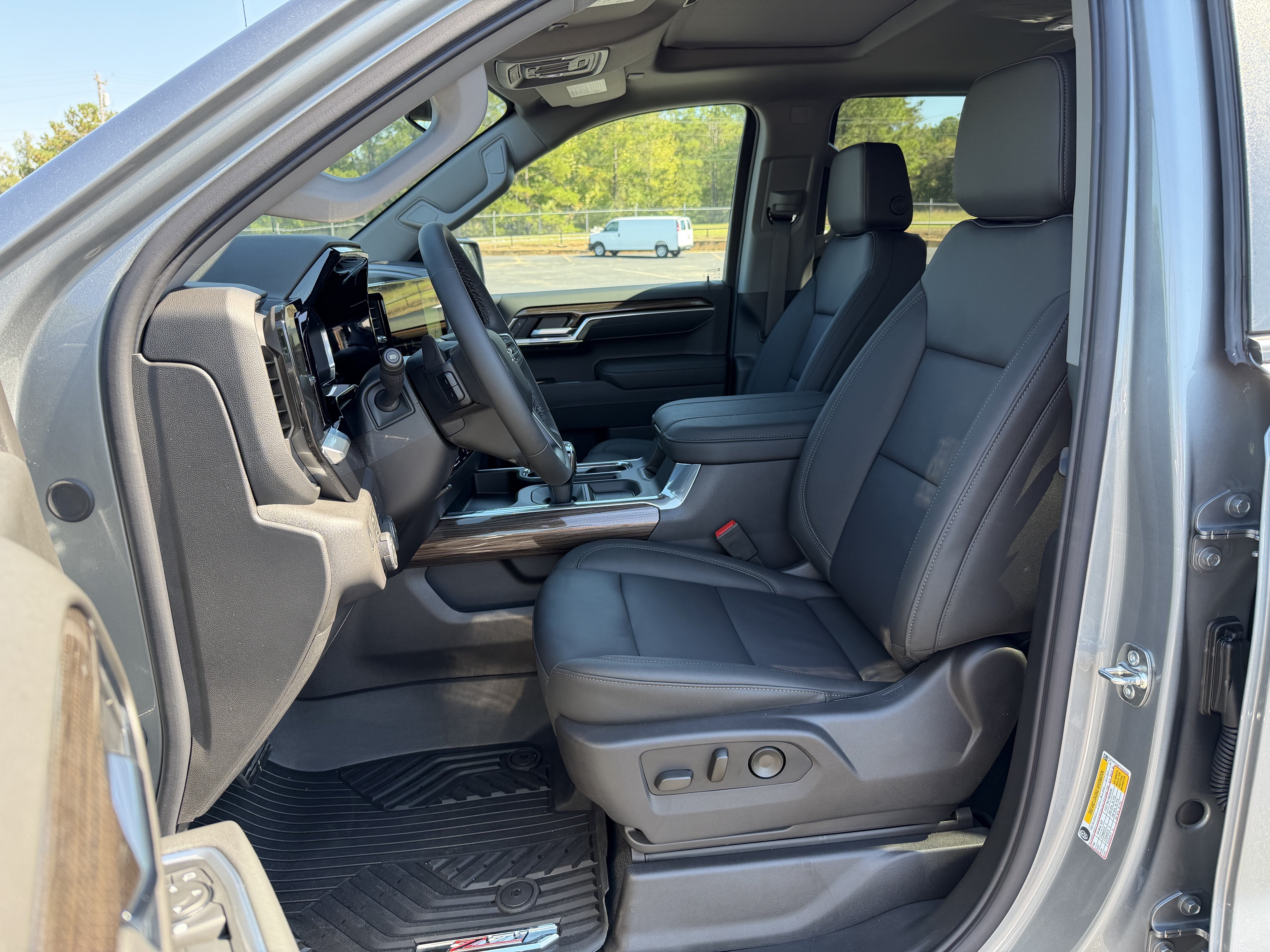 New 2026 Chevrolet Silverado 1500 RST w/ RST All Star Premium Package AWD/4WD image 29