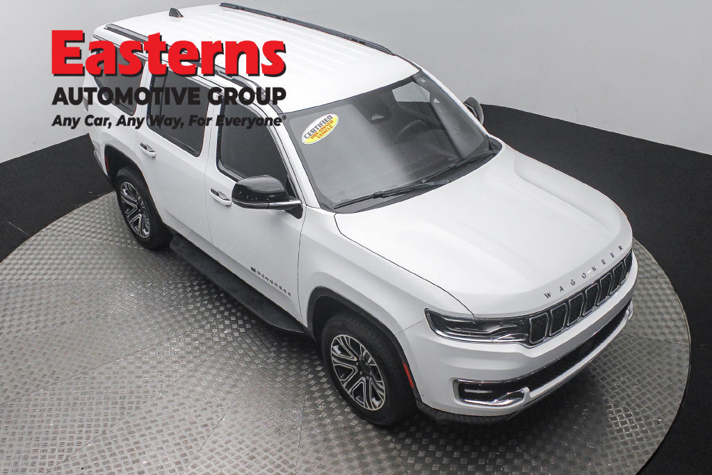 Used 2024 Jeep Wagoneer Series II w/ Flexible Seating Group RWD image 5