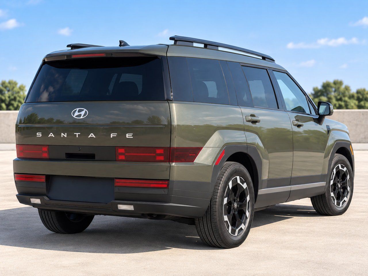 Used 2024 Hyundai Santa Fe SEL FWD image 6