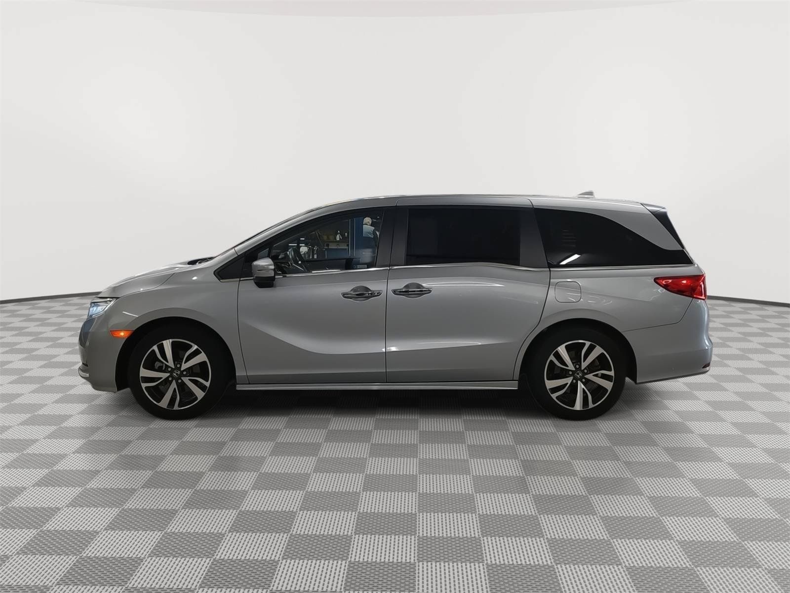 Certified 2023 Honda Odyssey Touring image 31