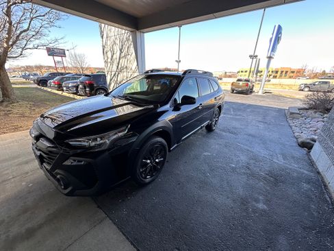 Certified 2025 Subaru Outback Onyx Edition image 7
