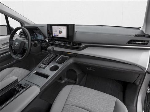 New 2026 Toyota Sienna LE FWD image 11