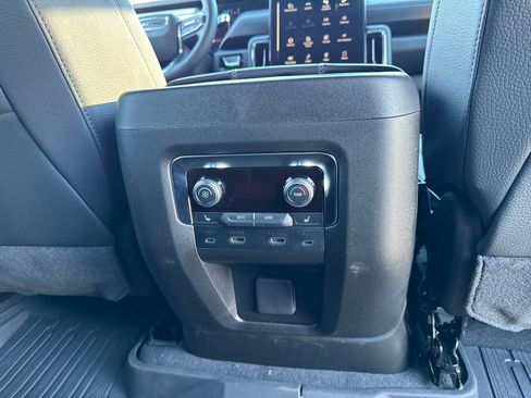 New 2026 GMC Yukon XL Denali w/ Denali Reserve Package image 22