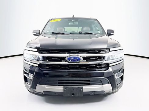 Used 2024 Ford Expedition Limited image 2
